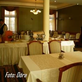 Elizabeth Hotel, Gyula - Vendéglátás